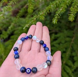 Elegant Blue and White Beaded Bracelet
